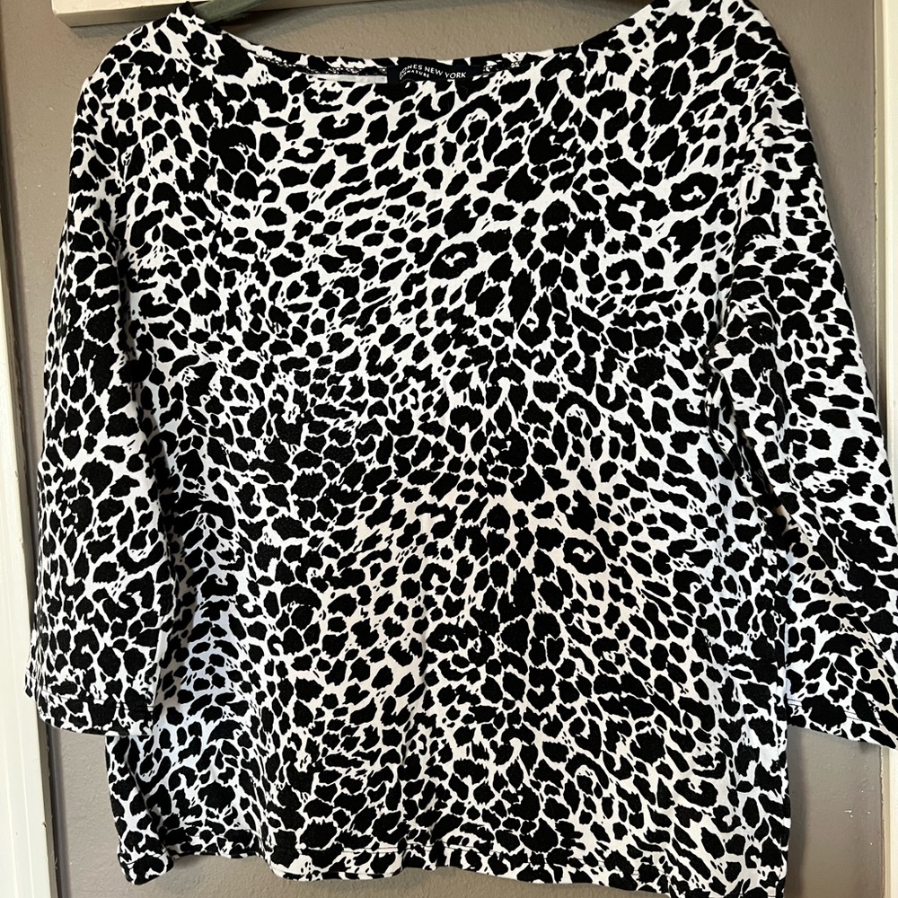 Jones New York blouse